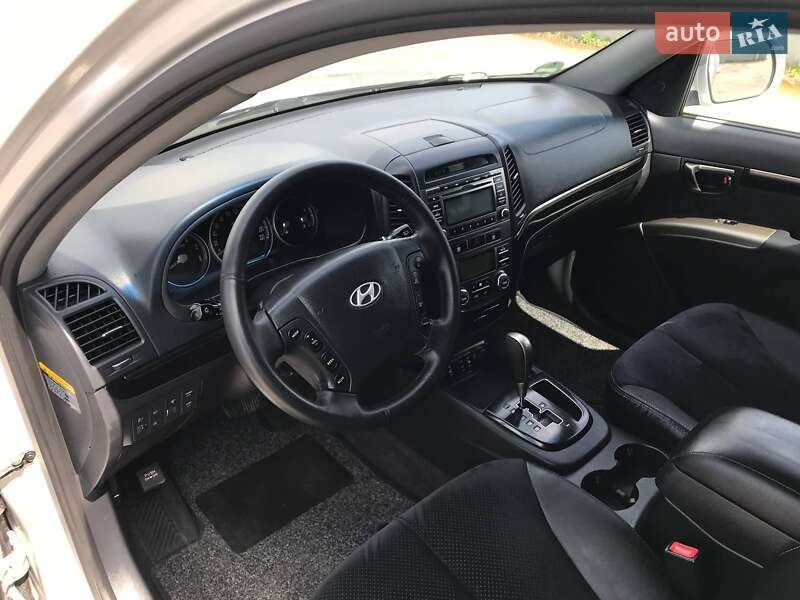 Позашляховик / Кросовер Hyundai Santa FE 2009 в Вінниці