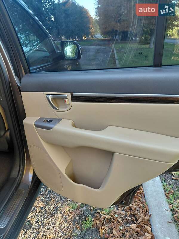 Внедорожник / Кроссовер Hyundai Santa FE 2011 в Жмеринке фото 9 Внедорожник / Кроссовер Hyundai Santa FE 2011 в Жмеринке