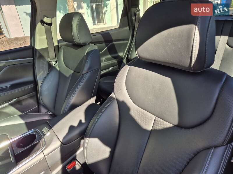 Позашляховик / Кросовер Hyundai Santa FE 2023 в Умані фото 19 Позашляховик / Кросовер Hyundai Santa FE 2023 в Умані
