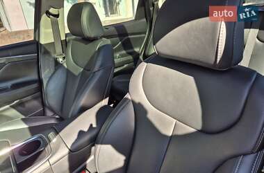 Внедорожник / Кроссовер Hyundai Santa FE 2023 в 