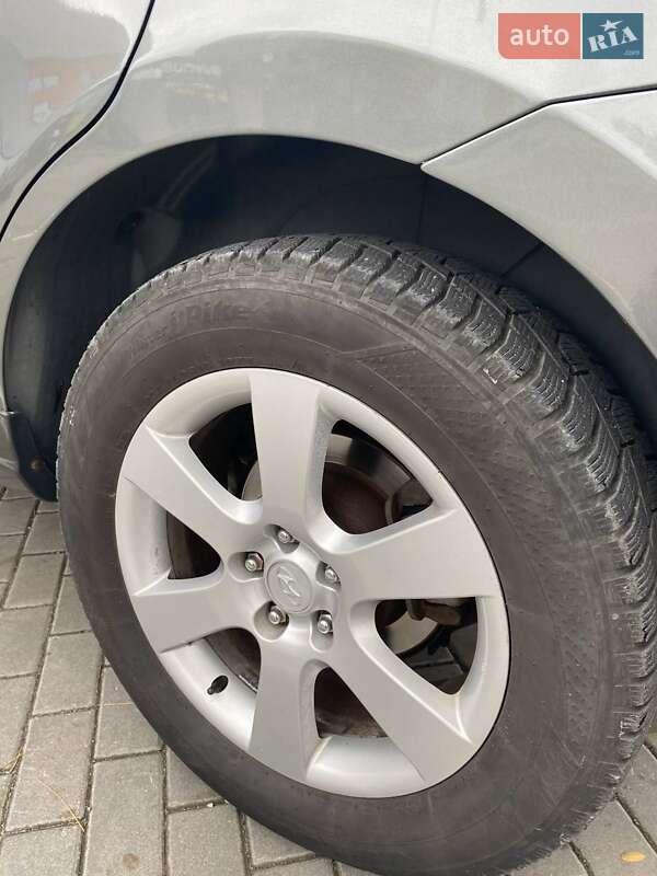 Внедорожник / Кроссовер Hyundai Santa FE 2006 в Днепре