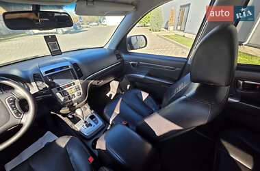 Внедорожник / Кроссовер Hyundai Santa FE 2012 в 