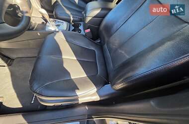 Внедорожник / Кроссовер Hyundai Santa FE 2012 в 