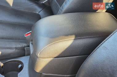 Внедорожник / Кроссовер Hyundai Santa FE 2012 в 