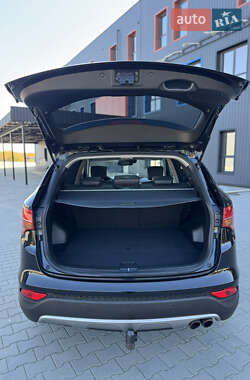 Позашляховик / Кросовер Hyundai Santa FE 2013 в  фото 19 Позашляховик / Кросовер Hyundai Santa FE 2013 в
