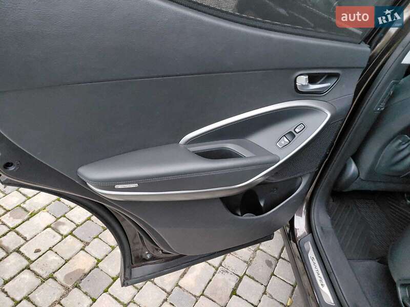 Внедорожник / Кроссовер Hyundai Santa FE 2015 в Черновцах фото 27 Внедорожник / Кроссовер Hyundai Santa FE 2015 в Черновцах