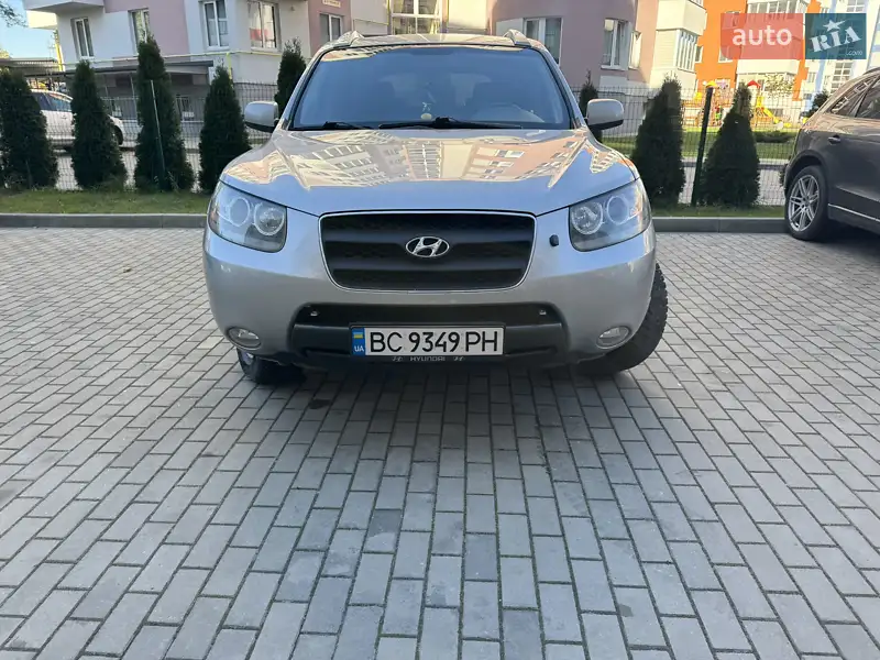 Hyundai Santa FE