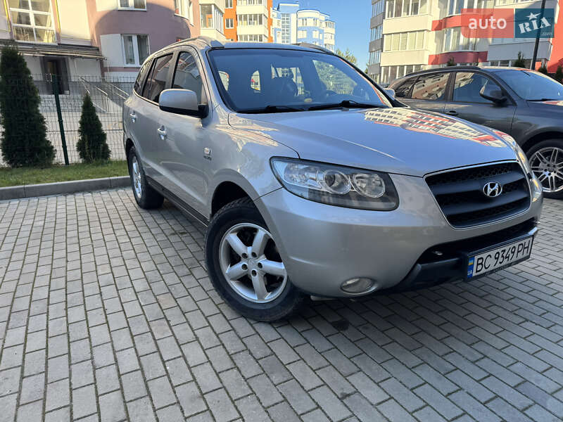 Внедорожник / Кроссовер Hyundai Santa FE 2005 в Новояворовске