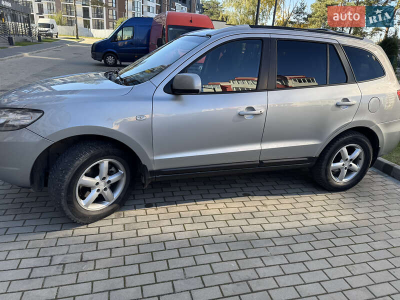 Внедорожник / Кроссовер Hyundai Santa FE 2005 в Новояворовске