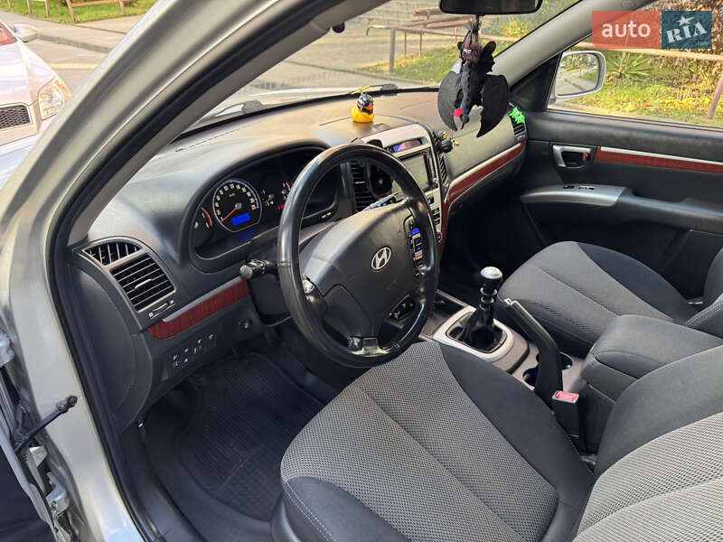 Внедорожник / Кроссовер Hyundai Santa FE 2005 в Новояворовске