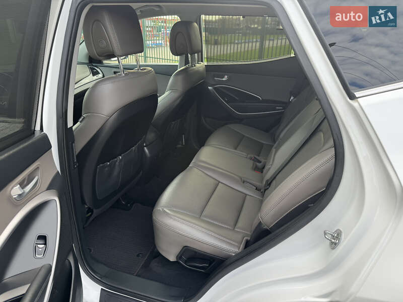 Позашляховик / Кросовер Hyundai Santa FE 2015 в Києві фото 42 Позашляховик / Кросовер Hyundai Santa FE 2015 в Києві