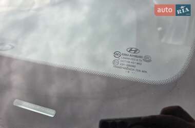 Внедорожник / Кроссовер Hyundai Santa FE 2007 в 
