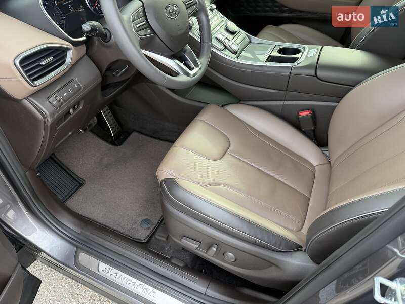 Внедорожник / Кроссовер Hyundai Santa FE 2021 в Киеве