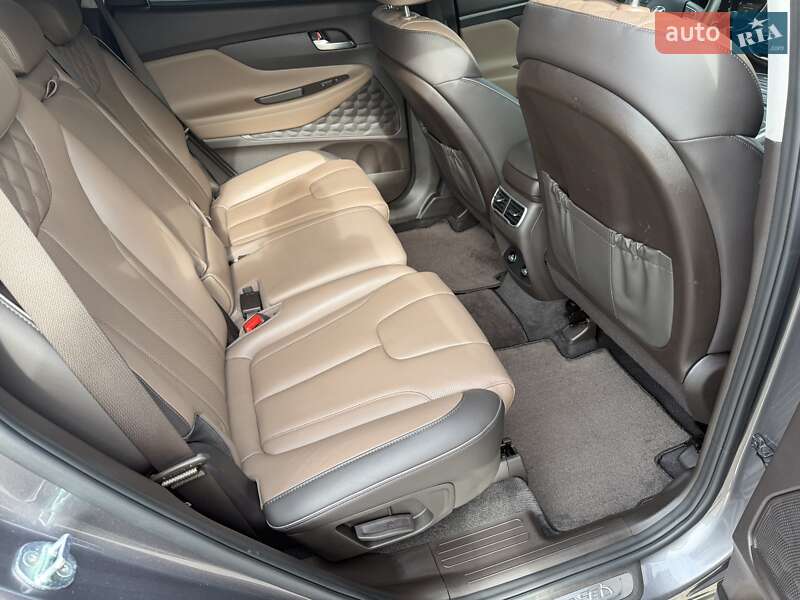 Внедорожник / Кроссовер Hyundai Santa FE 2021 в Киеве