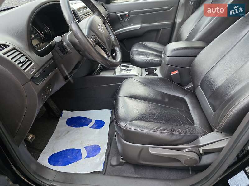 Внедорожник / Кроссовер Hyundai Santa FE 2011 в Луцке