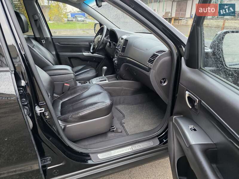 Внедорожник / Кроссовер Hyundai Santa FE 2011 в Луцке