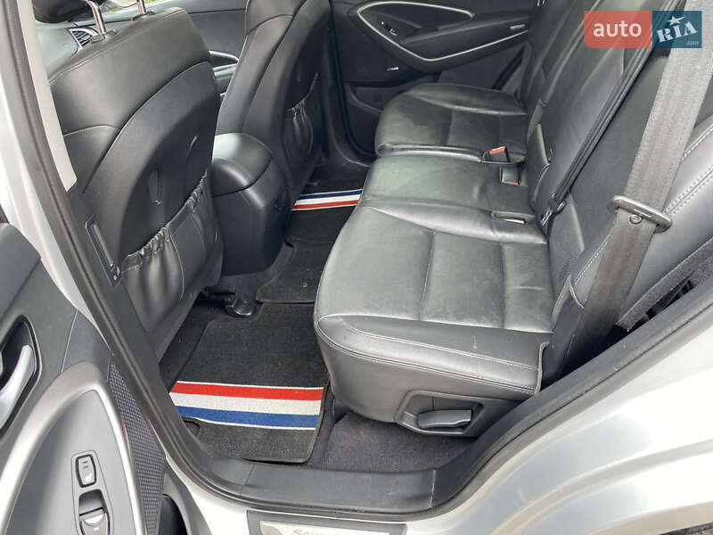 Позашляховик / Кросовер Hyundai Santa FE 2015 в Андрушівці