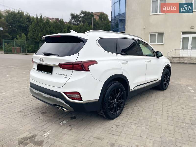 Внедорожник / Кроссовер Hyundai Santa FE 2018 в Черновцах