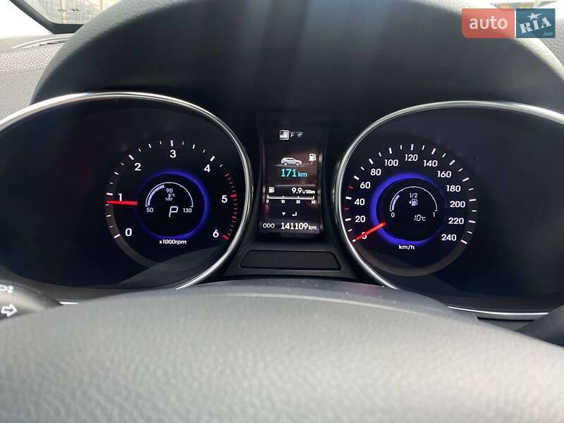 Позашляховик / Кросовер Hyundai Santa FE 2015 в Києві фото 22 Позашляховик / Кросовер Hyundai Santa FE 2015 в Києві