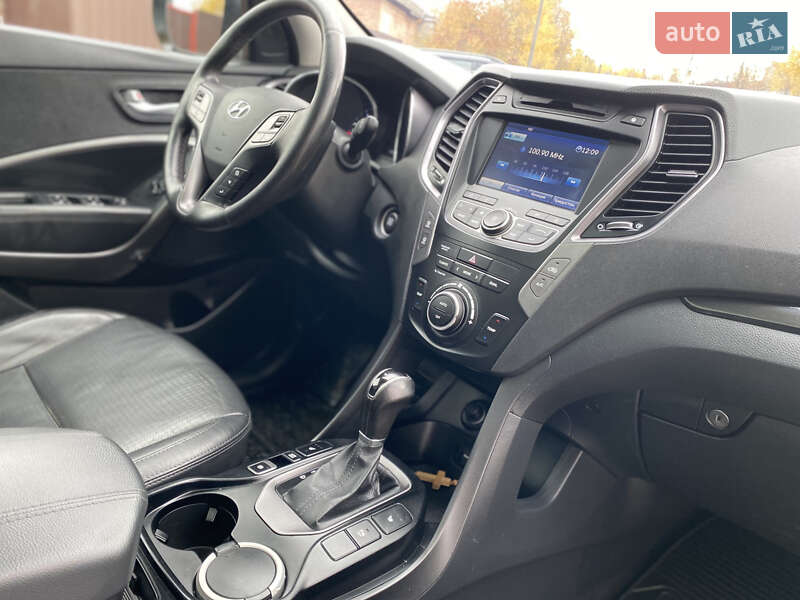 Внедорожник / Кроссовер Hyundai Santa FE 2014 в Луцке фото 26 Внедорожник / Кроссовер Hyundai Santa FE 2014 в Луцке