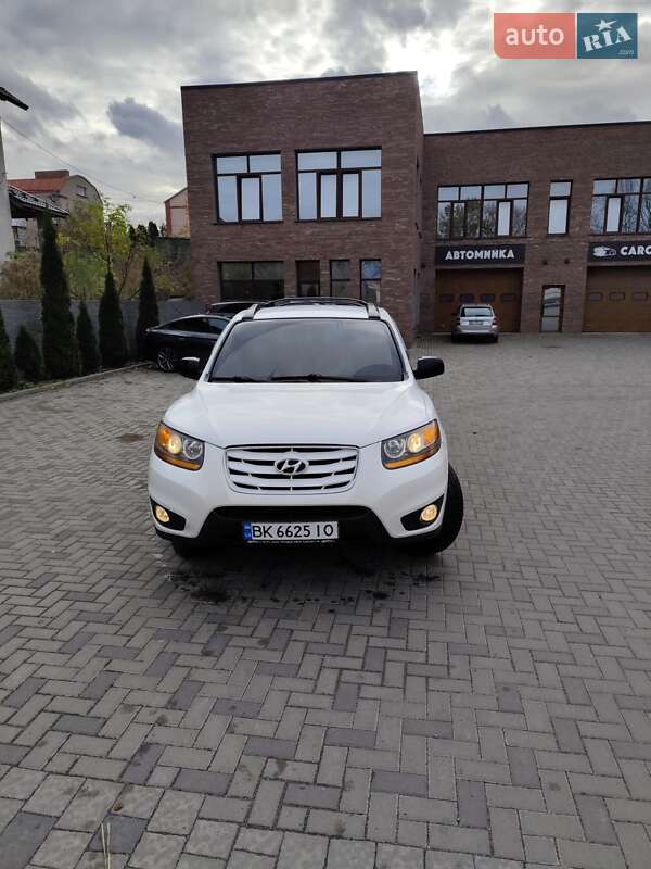 Внедорожник / Кроссовер Hyundai Santa FE 2010 в Заре фото 3 Внедорожник / Кроссовер Hyundai Santa FE 2010 в Заре