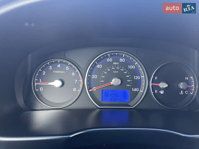 Внедорожник / Кроссовер Hyundai Santa FE 2010 в Житомире фото 4 Внедорожник / Кроссовер Hyundai Santa FE 2010 в Житомире