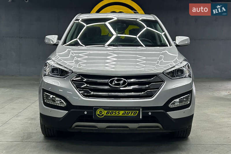 Позашляховик / Кросовер Hyundai Santa FE 2014 в Чернівцях фото 2 Позашляховик / Кросовер Hyundai Santa FE 2014 в Чернівцях