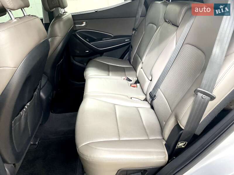 Позашляховик / Кросовер Hyundai Santa FE 2014 в Сумах