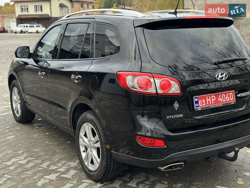 Внедорожник / Кроссовер Hyundai Santa FE 2011 в Ровно