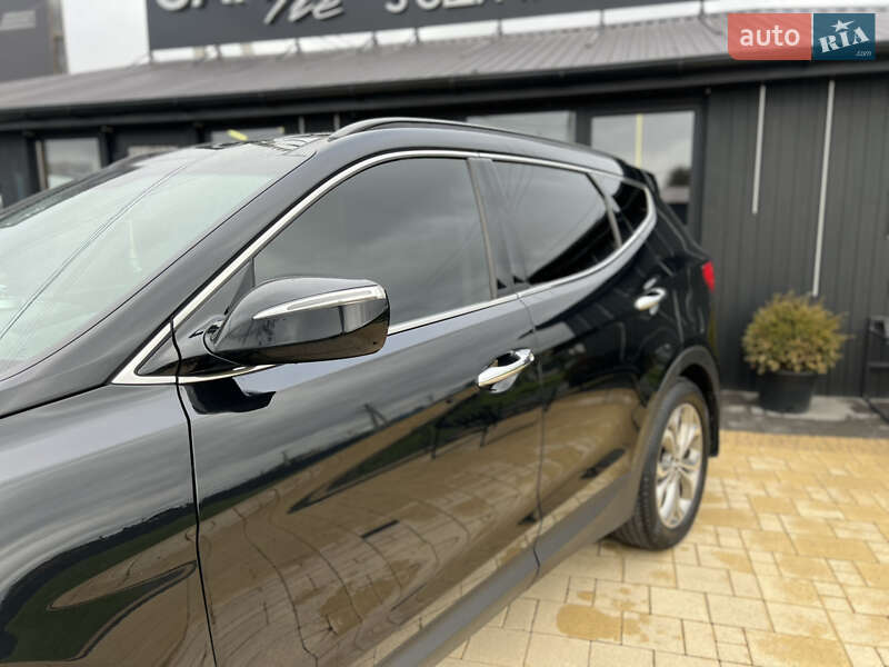 Внедорожник / Кроссовер Hyundai Santa FE 2015 в Львове фото 4 Внедорожник / Кроссовер Hyundai Santa FE 2015 в Львове