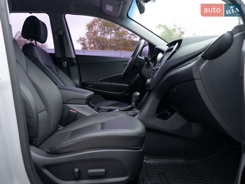 Внедорожник / Кроссовер Hyundai Santa FE 2016 в Одессе фото 31 Внедорожник / Кроссовер Hyundai Santa FE 2016 в Одессе