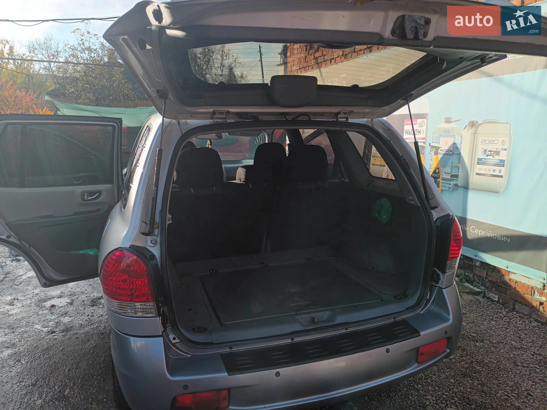 Hyundai Santa FE 2004 VIN KMHSC81BP5U859258 фото оголошення 3 з 9