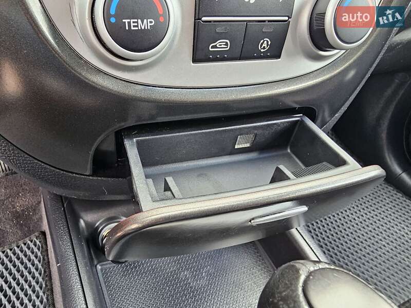 Внедорожник / Кроссовер Hyundai Santa FE 2008 в Стрые фото 131 Внедорожник / Кроссовер Hyundai Santa FE 2008 в Стрые