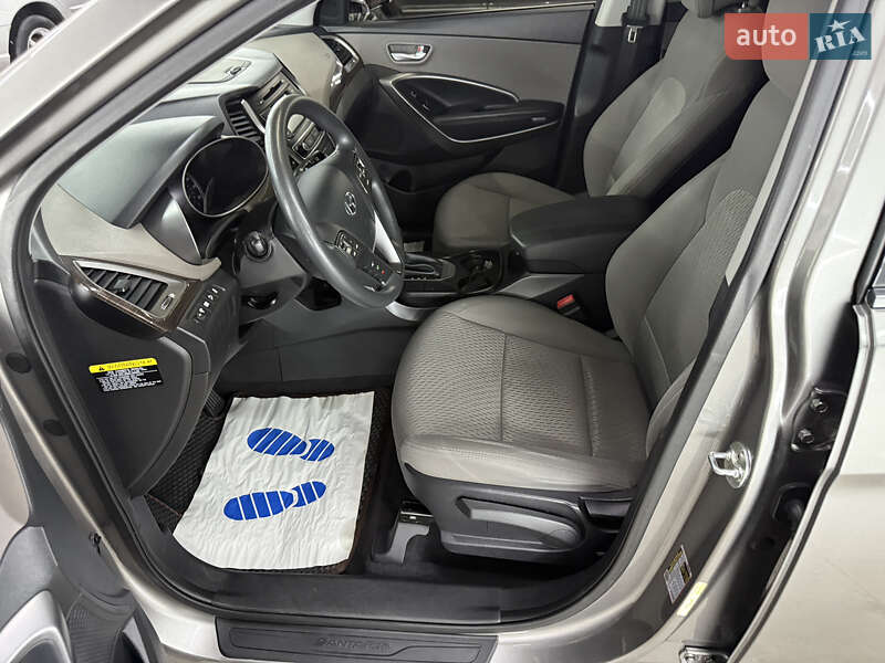 Позашляховик / Кросовер Hyundai Santa FE 2018 в Кременці