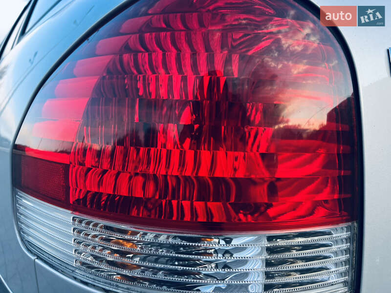 Внедорожник / Кроссовер Hyundai Santa FE 2005 в Львове