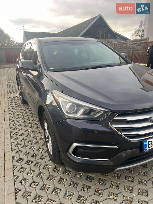 Позашляховик / Кросовер Hyundai Santa FE 2018 в Києві фото 3 Позашляховик / Кросовер Hyundai Santa FE 2018 в Києві