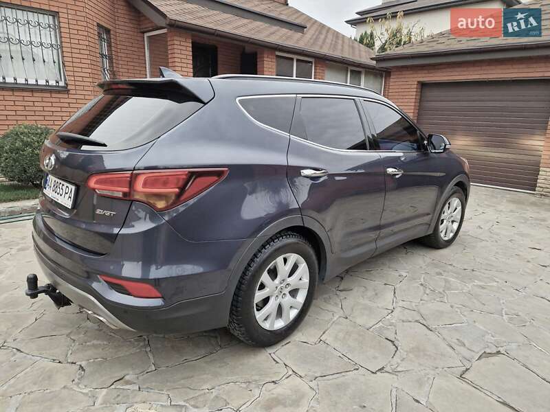 Позашляховик / Кросовер Hyundai Santa FE 2016 в Києві