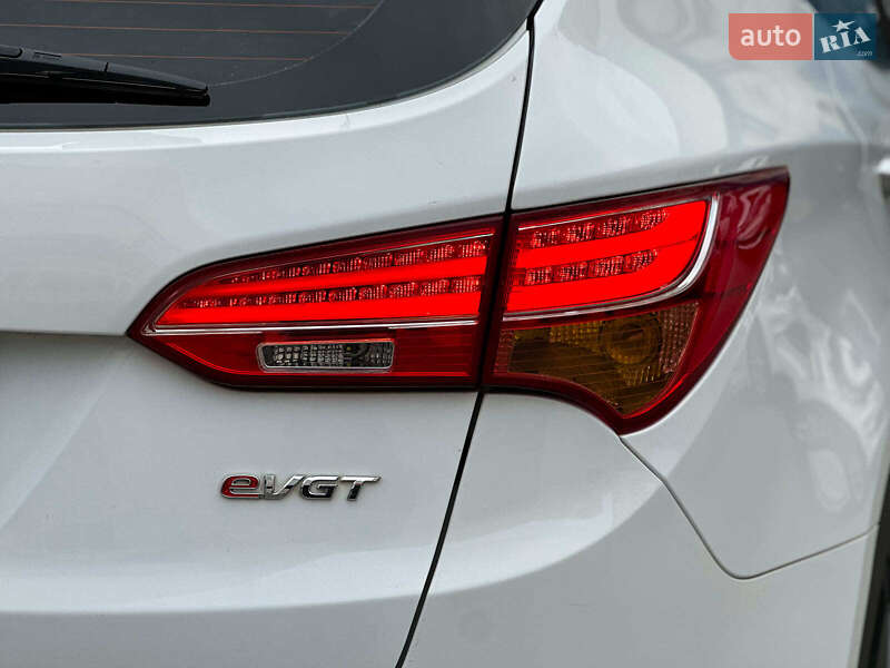 Позашляховик / Кросовер Hyundai Santa FE 2012 в Одесі