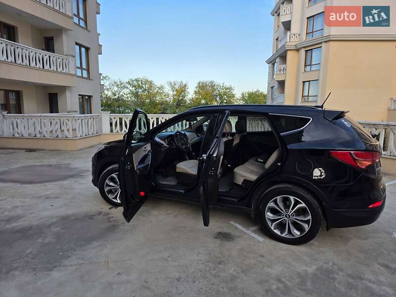 Внедорожник / Кроссовер Hyundai Santa FE 2015 в Одессе фото 7 Внедорожник / Кроссовер Hyundai Santa FE 2015 в Одессе