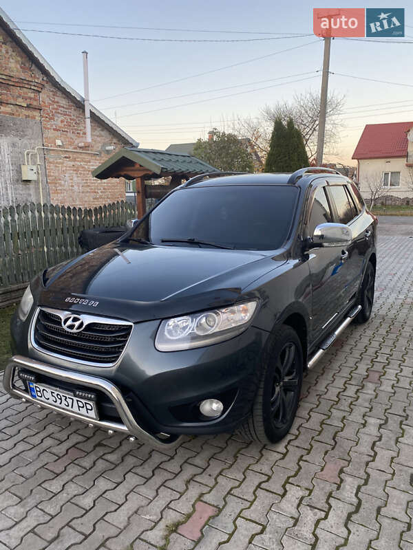 Позашляховик / Кросовер Hyundai Santa FE 2011 в Львові