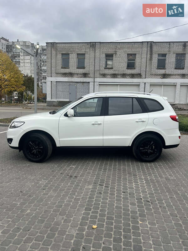 Позашляховик / Кросовер Hyundai Santa FE 2011 в Дніпрі