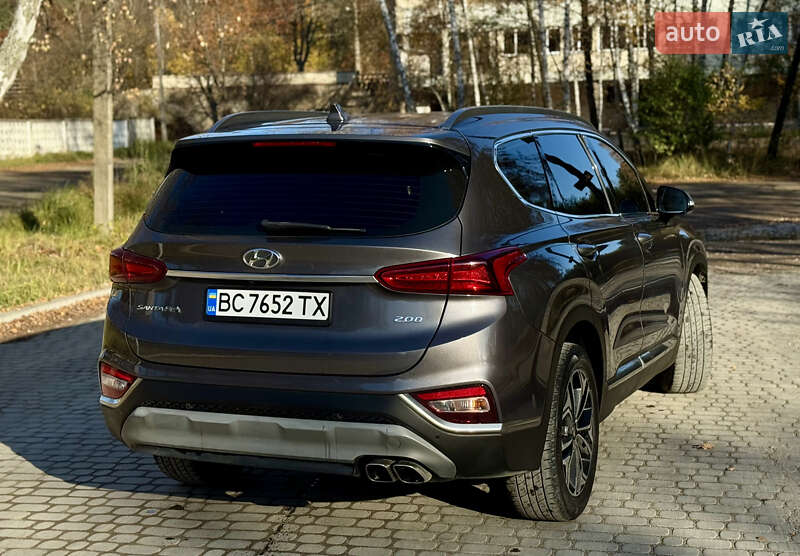 Внедорожник / Кроссовер Hyundai Santa FE 2018 в Новояворовске фото 4 Внедорожник / Кроссовер Hyundai Santa FE 2018 в Новояворовске