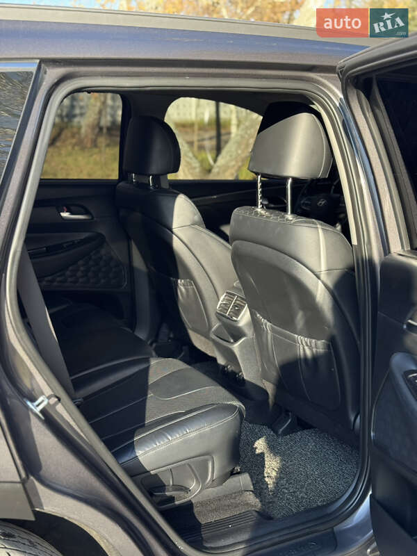 Внедорожник / Кроссовер Hyundai Santa FE 2018 в Новояворовске фото 20 Внедорожник / Кроссовер Hyundai Santa FE 2018 в Новояворовске