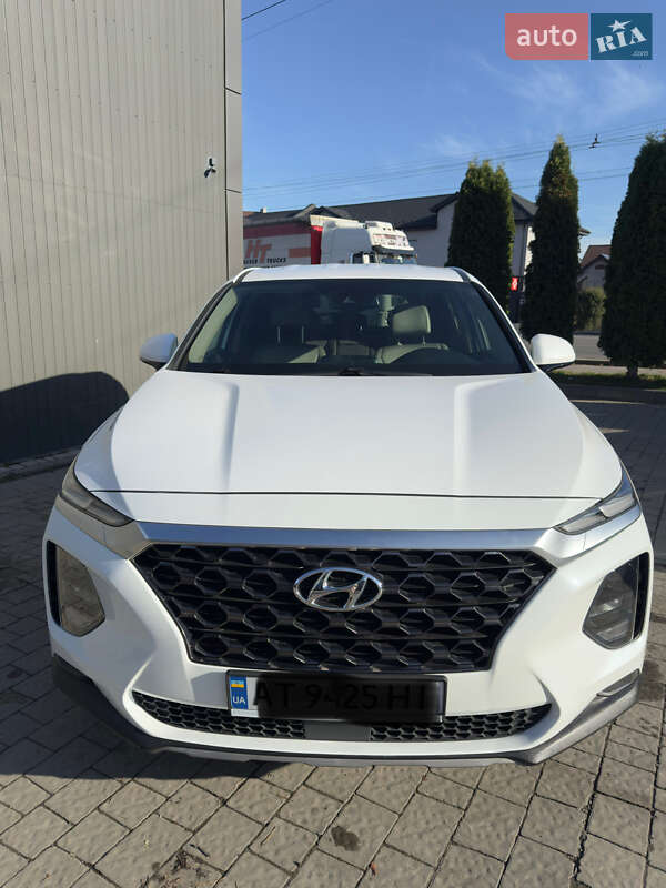 Позашляховик / Кросовер Hyundai Santa FE 2018 в Івано-Франківську
