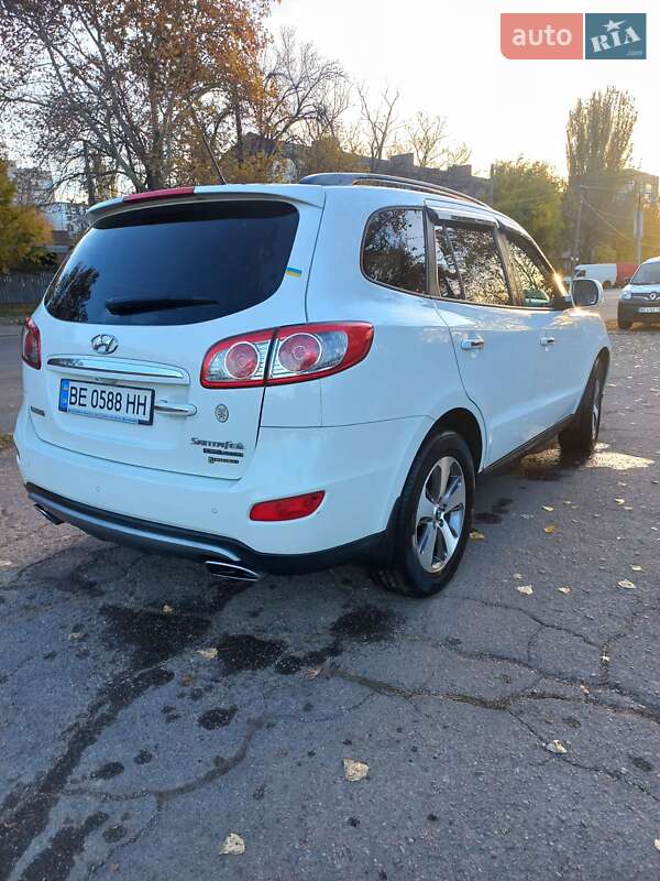Позашляховик / Кросовер Hyundai Santa FE 2011 в Миколаєві фото 10 Позашляховик / Кросовер Hyundai Santa FE 2011 в Миколаєві