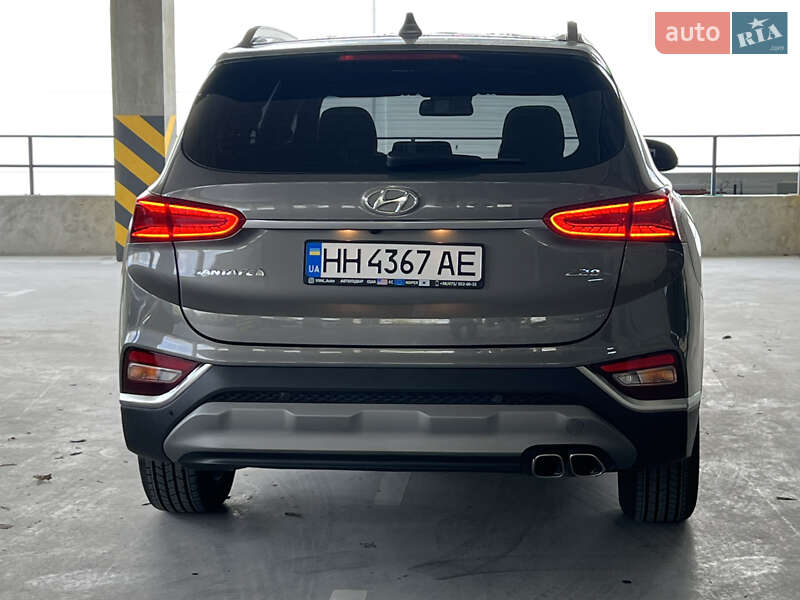 Внедорожник / Кроссовер Hyundai Santa FE 2018 в Одессе