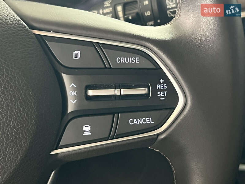 Внедорожник / Кроссовер Hyundai Santa FE 2018 в Одессе