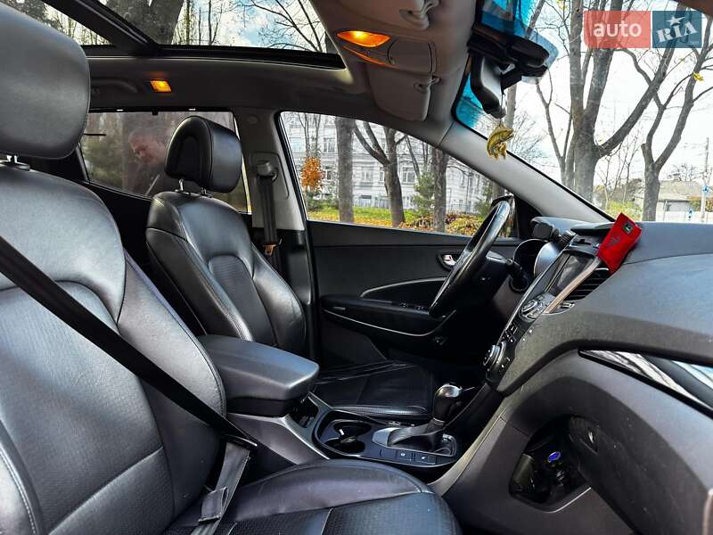 Внедорожник / Кроссовер Hyundai Santa FE 2014 в Киеве