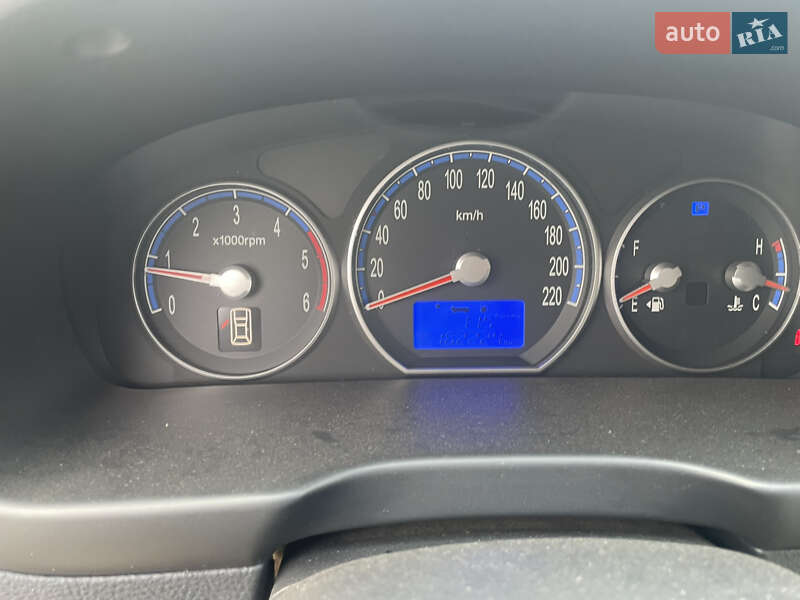 Внедорожник / Кроссовер Hyundai Santa FE 2006 в Харькове фото 15 Внедорожник / Кроссовер Hyundai Santa FE 2006 в Харькове