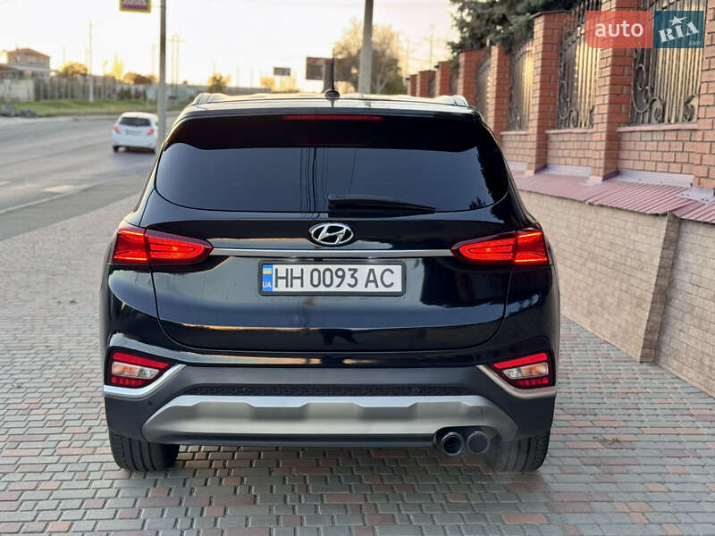Позашляховик / Кросовер Hyundai Santa FE 2019 в Одесі